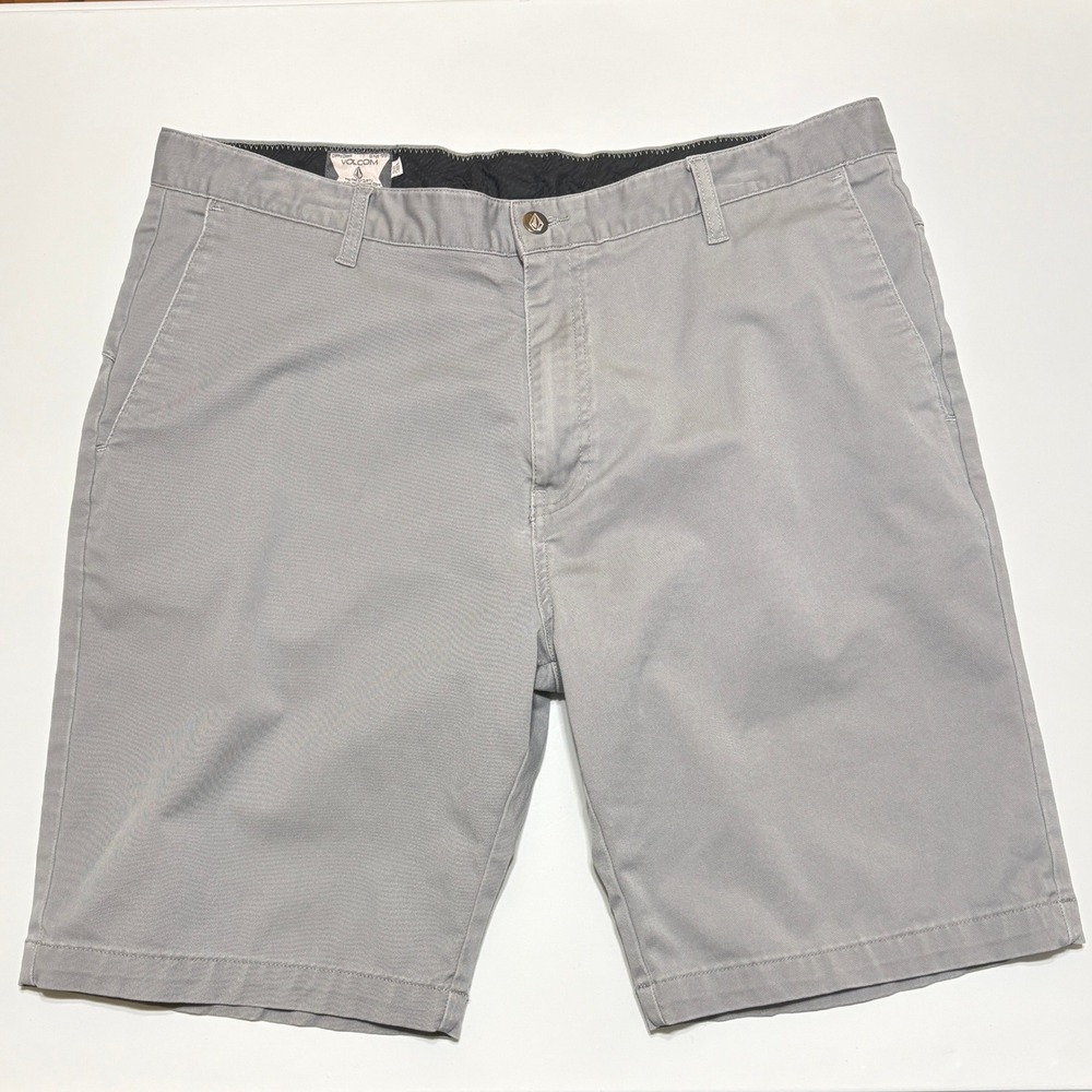 Volcom Men Frickin Chino Shorts Size 38 Gray Modern Stretch Skater Surf Gorpcore